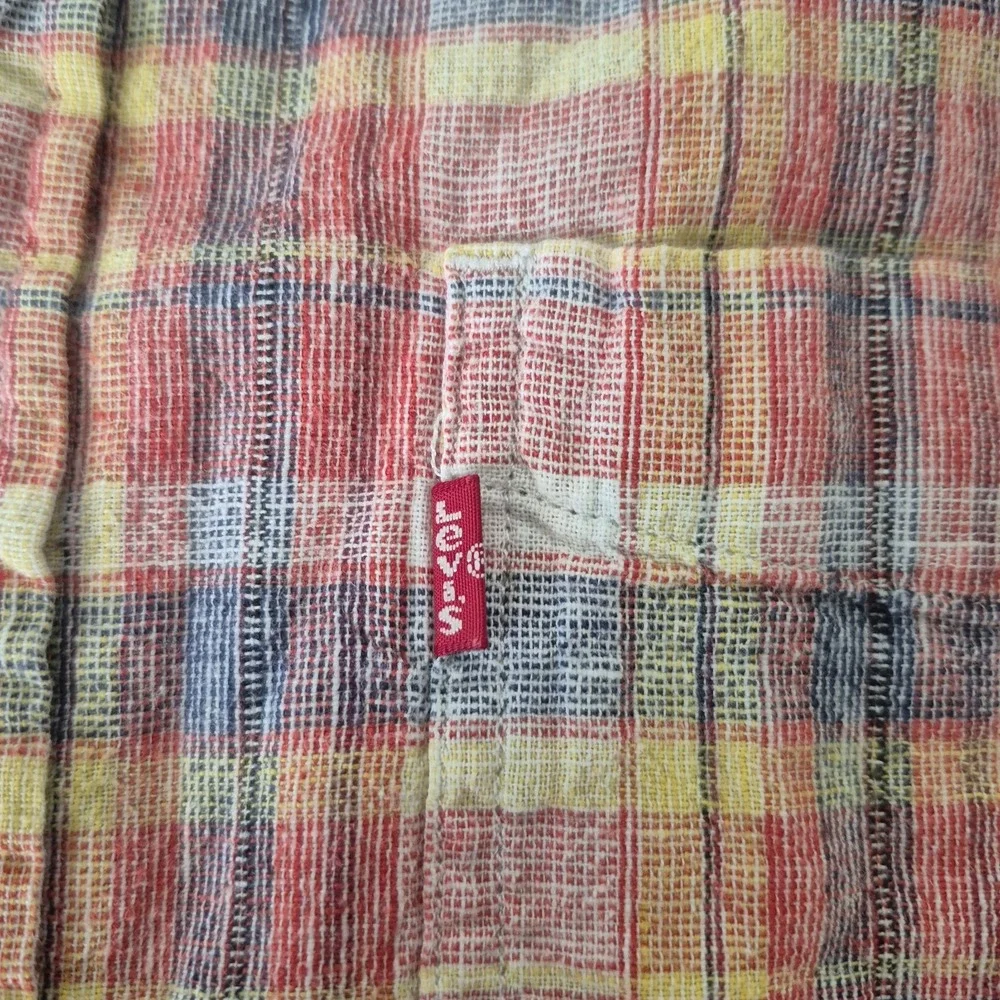 Levi's Shirt Mens Large‎ Red Plaid Cotton Linen Blend Short Sleeve Button Up